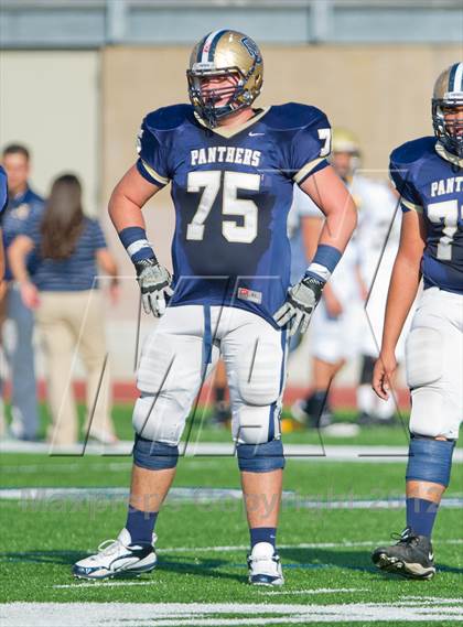 Thumbnail 2 in Alexander vs. O'Connor (UIL 5A Division 1 Regional Playoff) photogallery.
