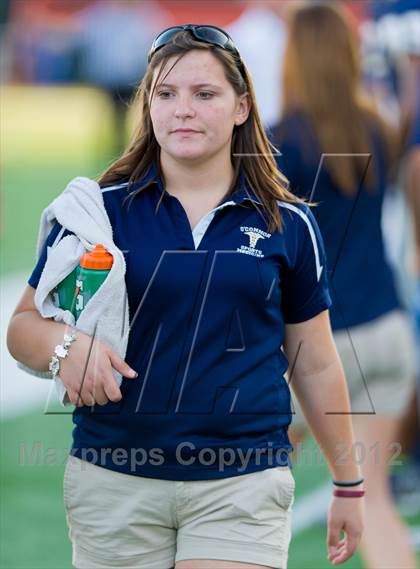 Thumbnail 3 in Alexander vs. O'Connor (UIL 5A Division 1 Regional Playoff) photogallery.