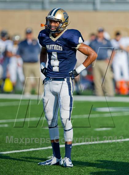 Thumbnail 3 in Alexander vs. O'Connor (UIL 5A Division 1 Regional Playoff) photogallery.