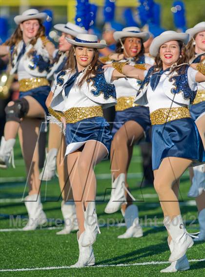 Thumbnail 2 in Alexander vs. O'Connor (UIL 5A Division 1 Regional Playoff) photogallery.