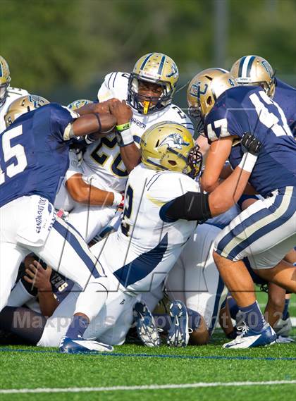 Thumbnail 2 in Alexander vs. O'Connor (UIL 5A Division 1 Regional Playoff) photogallery.