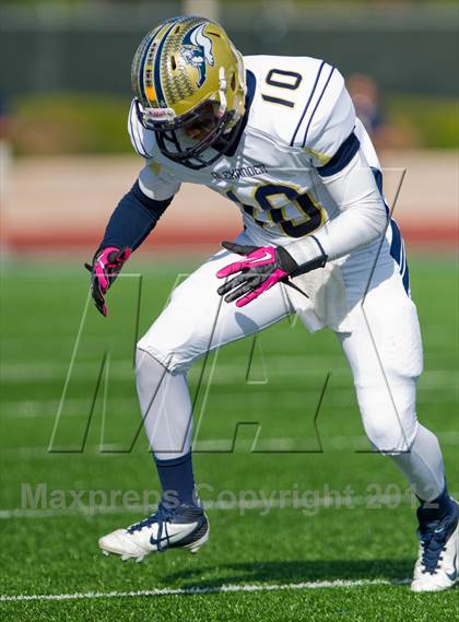 Thumbnail 2 in Alexander vs. O'Connor (UIL 5A Division 1 Regional Playoff) photogallery.