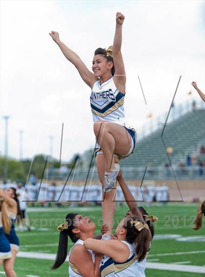 Thumbnail 3 in Alexander vs. O'Connor (UIL 5A Division 1 Regional Playoff) photogallery.