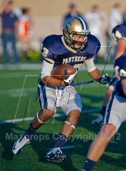 Thumbnail 1 in Alexander vs. O'Connor (UIL 5A Division 1 Regional Playoff) photogallery.