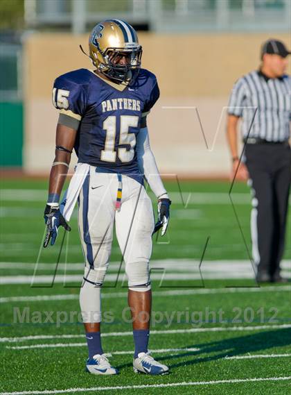 Thumbnail 3 in Alexander vs. O'Connor (UIL 5A Division 1 Regional Playoff) photogallery.