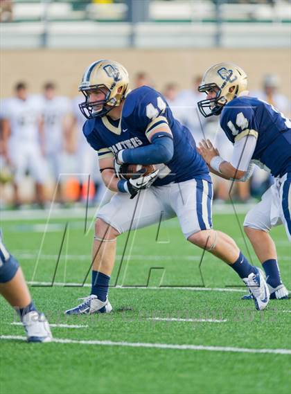 Thumbnail 1 in Alexander vs. O'Connor (UIL 5A Division 1 Regional Playoff) photogallery.