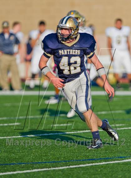 Thumbnail 2 in Alexander vs. O'Connor (UIL 5A Division 1 Regional Playoff) photogallery.