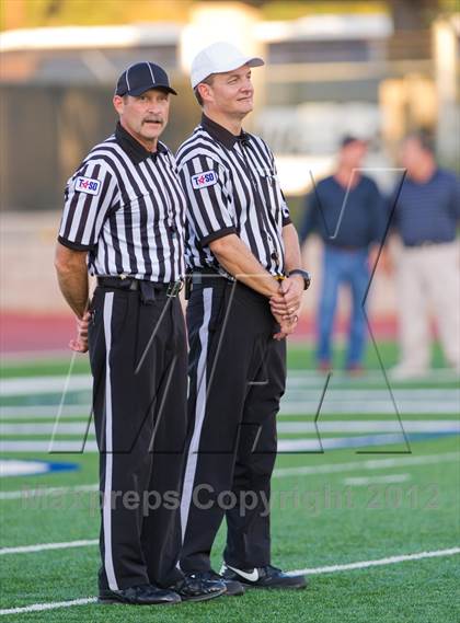 Thumbnail 1 in Alexander vs. O'Connor (UIL 5A Division 1 Regional Playoff) photogallery.