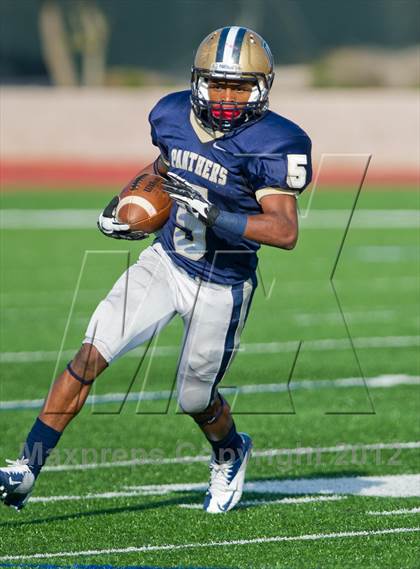 Thumbnail 1 in Alexander vs. O'Connor (UIL 5A Division 1 Regional Playoff) photogallery.