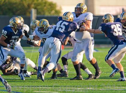 Thumbnail 2 in Alexander vs. O'Connor (UIL 5A Division 1 Regional Playoff) photogallery.