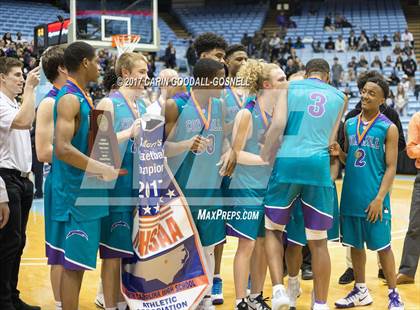 Thumbnail 2 in Cox Mill vs. Eastern Guilford (NCHSAA 3A Final) photogallery.
