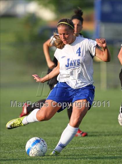 Thumbnail 2 in Liberty vs Raymore-Peculiar photogallery.