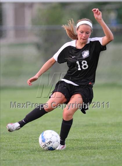 Thumbnail 3 in Liberty vs Raymore-Peculiar photogallery.