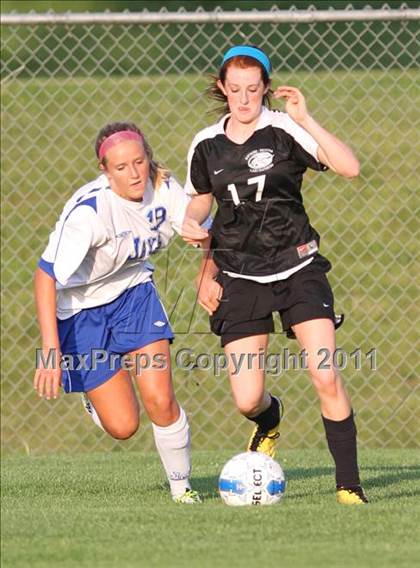 Thumbnail 3 in Liberty vs Raymore-Peculiar photogallery.