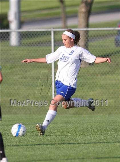 Thumbnail 2 in Liberty vs Raymore-Peculiar photogallery.