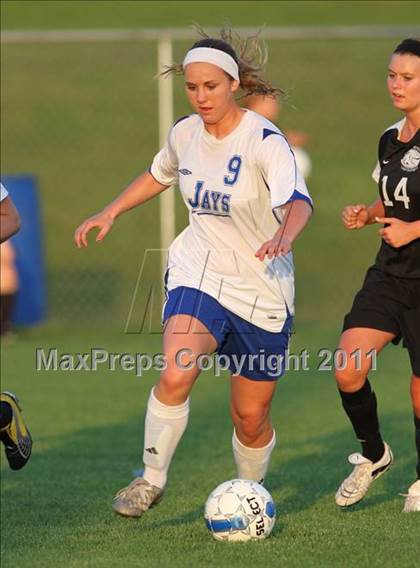 Thumbnail 3 in Liberty vs Raymore-Peculiar photogallery.