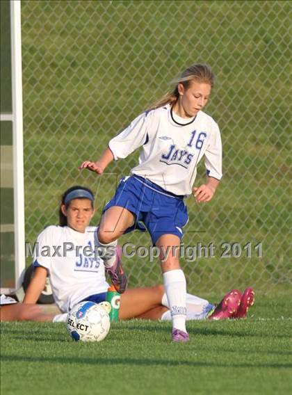 Thumbnail 2 in Liberty vs Raymore-Peculiar photogallery.