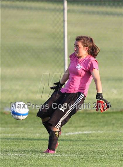 Thumbnail 3 in Liberty vs Raymore-Peculiar photogallery.