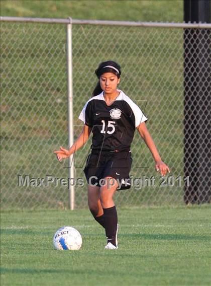Thumbnail 3 in Liberty vs Raymore-Peculiar photogallery.