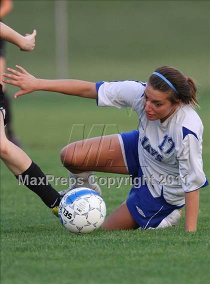 Thumbnail 2 in Liberty vs Raymore-Peculiar photogallery.