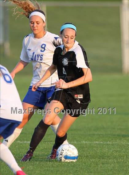 Thumbnail 2 in Liberty vs Raymore-Peculiar photogallery.