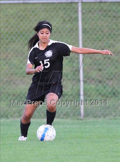 Thumbnail 2 in Liberty vs Raymore-Peculiar photogallery.