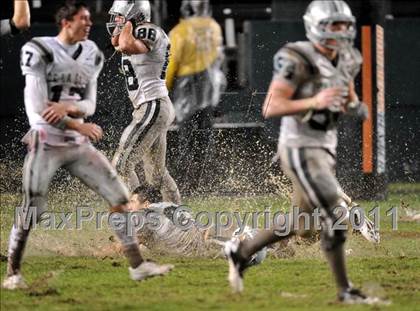 Thumbnail 2 in De La Salle vs. Servite (CIF State Open Division Final) photogallery.