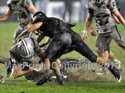 Thumbnail 3 in De La Salle vs. Servite (CIF State Open Division Final) photogallery.