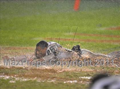 Thumbnail 2 in De La Salle vs. Servite (CIF State Open Division Final) photogallery.