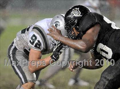 Thumbnail 1 in De La Salle vs. Servite (CIF State Open Division Final) photogallery.