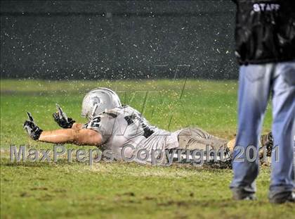 Thumbnail 3 in De La Salle vs. Servite (CIF State Open Division Final) photogallery.