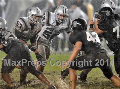 Thumbnail 1 in De La Salle vs. Servite (CIF State Open Division Final) photogallery.