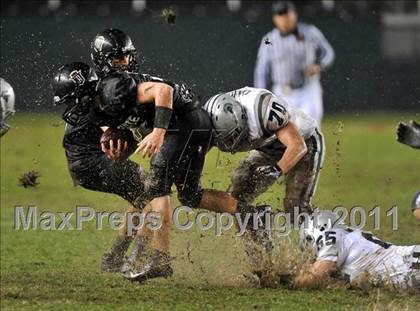Thumbnail 2 in De La Salle vs. Servite (CIF State Open Division Final) photogallery.