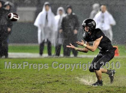Thumbnail 1 in De La Salle vs. Servite (CIF State Open Division Final) photogallery.