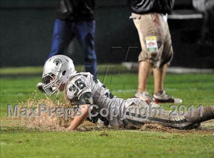 Thumbnail 2 in De La Salle vs. Servite (CIF State Open Division Final) photogallery.