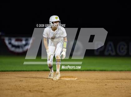 Thumbnail 1 in Notre Dame (SO) vs. King photogallery.