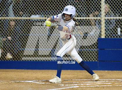 Thumbnail 2 in Notre Dame (SO) vs. King photogallery.