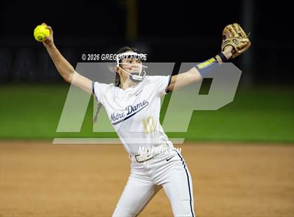 Thumbnail 2 in Notre Dame (SO) vs. King photogallery.