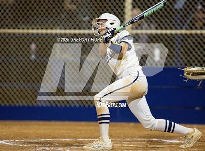 Thumbnail 1 in Notre Dame (SO) vs. King photogallery.