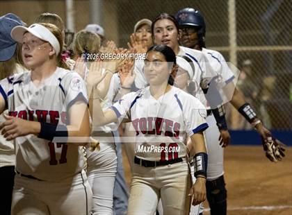 Thumbnail 1 in Notre Dame (SO) vs. King photogallery.