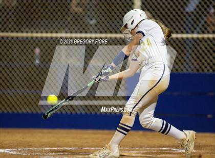 Thumbnail 2 in Notre Dame (SO) vs. King photogallery.