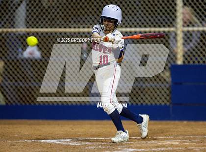 Thumbnail 2 in Notre Dame (SO) vs. King photogallery.