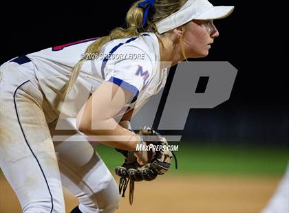 Thumbnail 2 in Notre Dame (SO) vs. King photogallery.