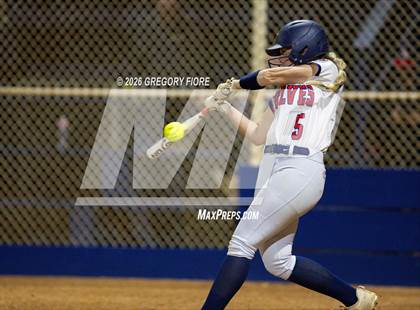 Thumbnail 2 in Notre Dame (SO) vs. King photogallery.