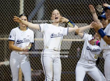 Thumbnail 1 in Notre Dame (SO) vs. King photogallery.