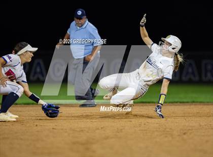 Thumbnail 1 in Notre Dame (SO) vs. King photogallery.