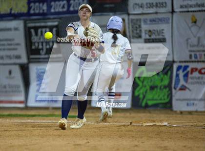 Thumbnail 3 in Notre Dame (SO) vs. King photogallery.