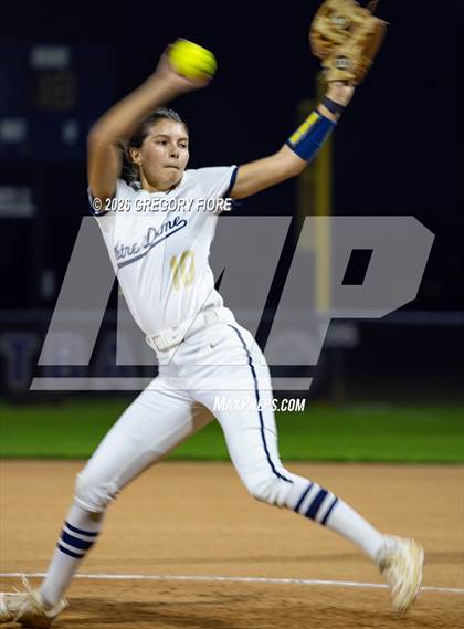 Thumbnail 1 in Notre Dame (SO) vs. King photogallery.