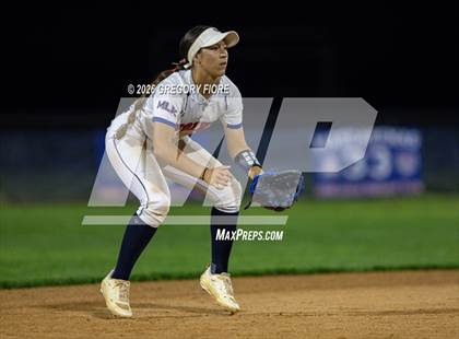 Thumbnail 2 in Notre Dame (SO) vs. King photogallery.