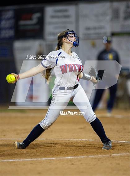 Thumbnail 3 in Notre Dame (SO) vs. King photogallery.